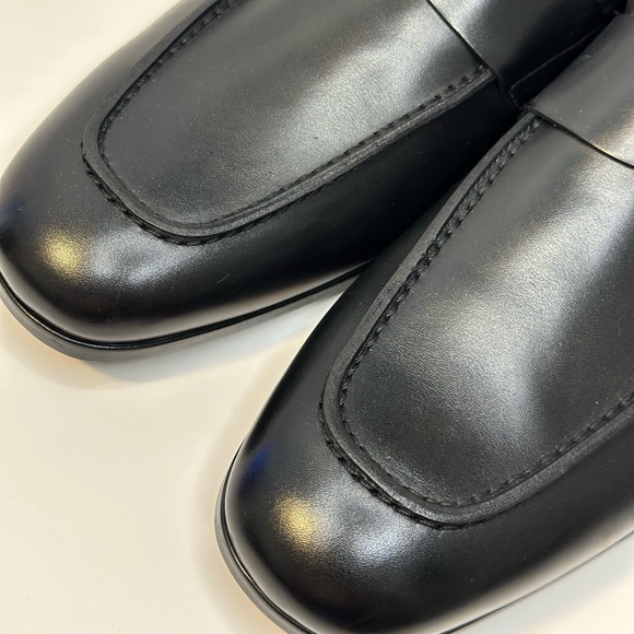 Tom Ford Smooth Leather Sean Penny Loafer - Picture 8 of 16